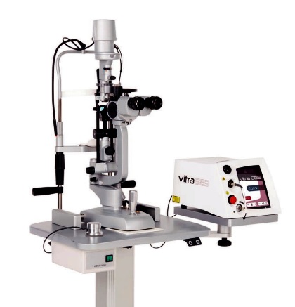 Vitra 689 na šterbinové lampě